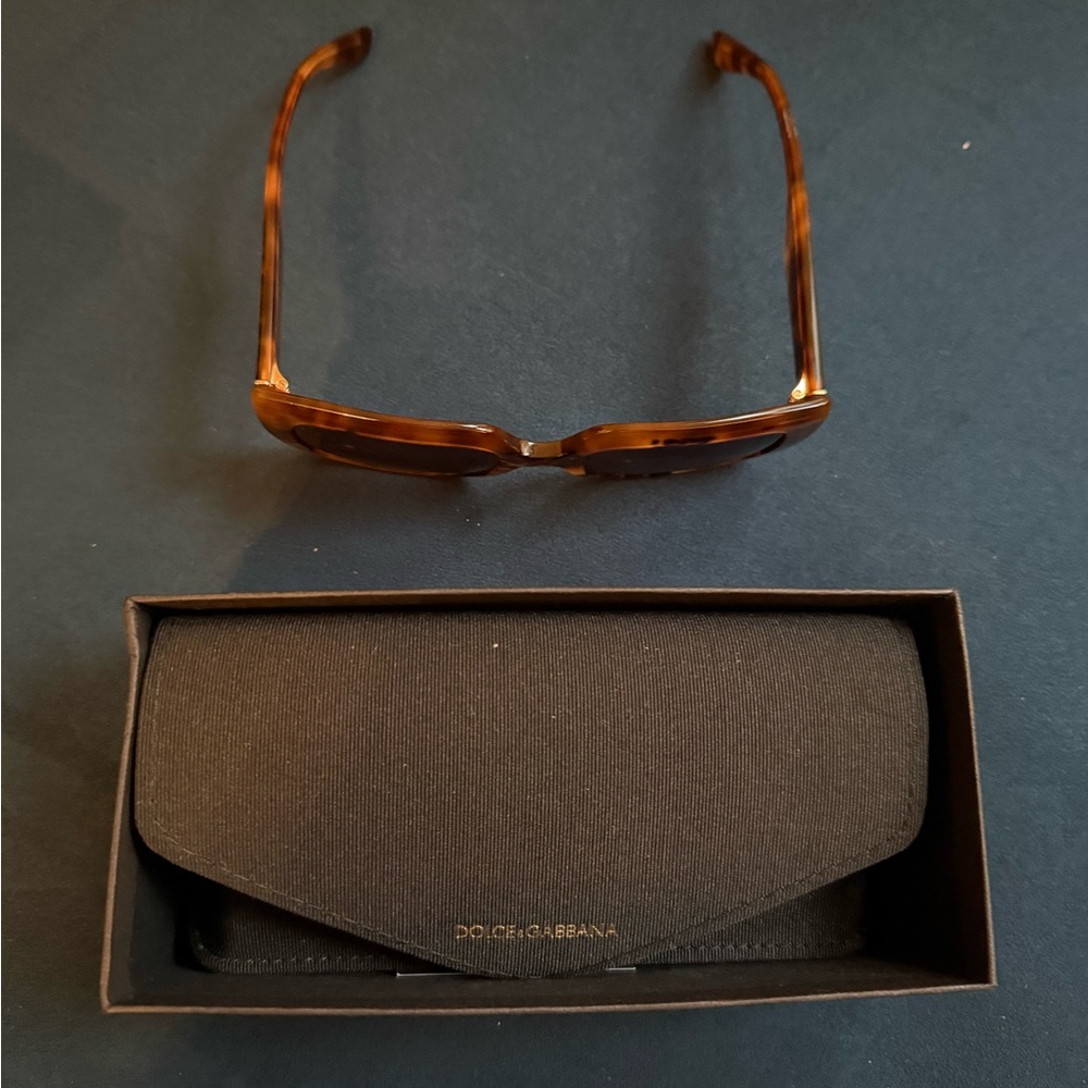 Women’s Dolce & Gabbana Tortoiseshell Sunglasses - Picture 3 of 6